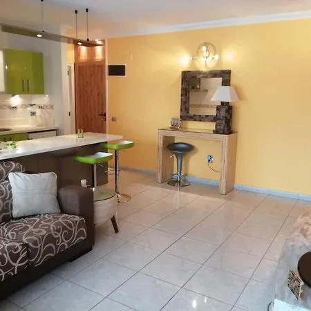 Casa Lucia * Арона